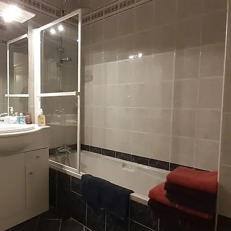 Apartment Appt Centre 